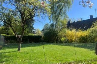 Grundstück zu kaufen in 85551 Kirchheim, Brück Immobilien - *Seltene Gelegenheit* Sonniges 1.012 m² Grundstück mit Altbestand