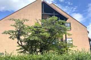 Wohnung kaufen in 86368 Gersthofen, Große, helle Dachgeschosswohnung auf zwei Ebenen