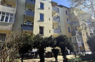 Wohnung kaufen in 24114 Südfriedhof, Charmante vermietete Altbauwohnung mit Balkon und Steigerungspotenzial!
