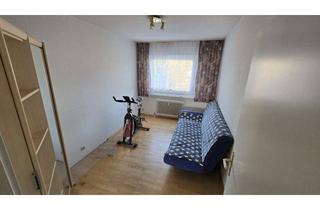 Wohnung kaufen in 78112 St. Georgen, Tolle 3,5-Zimmer-Wohnung mit zwei Balkonen in St. Georgen