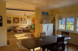 Wohnung kaufen in Bertramstraße 22, 60320 Dornbusch, 4,5-Zimmer-Altbauwohnung | ca. 136 qm | mit Balkon | Frankfurt-Dornbusch