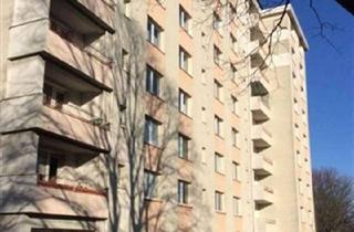 Wohnung mieten in Holsterhauser Str. 28, 45147 Holsterhausen, Essen-Holsterhausen: Zentral gelegene 2-Raum-Wohnung mit Balkon