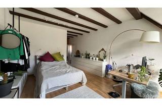 Wohnung mieten in Schlehengasse 10, 90402 Nürnberg, Wohnen mit Charakter: 1-Zimmer-Dachgeschosswohnung in Nürnberg