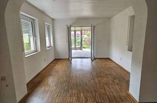 Wohnung mieten in St.-Martin-Str. 11, 85661 Forstinning, 4-Zimmer Gartenwohnung mit Doppelgarage