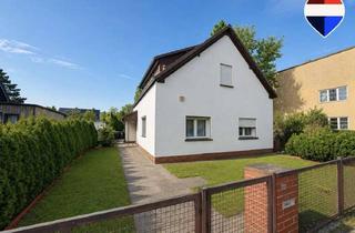 Haus kaufen in 13351 Wedding, Grundstück mit Altbestand und lebenslangem Wohnrecht - Angebotsverfahren!