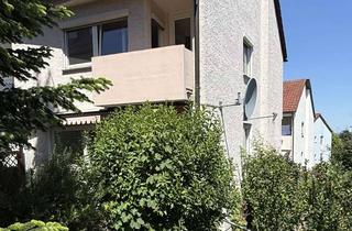 Haus kaufen in 70794 Filderstadt, Charmantes Reiheneckhaus mit herrlichem Blick, idyllischem Garten, EBK, Terrasse, Einzelgarage