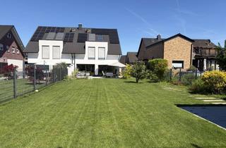 Doppelhaushälfte kaufen in 40625 Gerresheim, Große, familienfreundliche Doppelhaushälfte mit großem Garten in Düsseldorf-Gerresheim