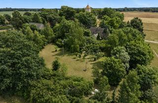 Haus kaufen in 16845 Dreetz, KENSINGTON - Exklusiv - Für kreative Naturliebhaber – Rustikales Landhaus mit Scheune & viel Garten