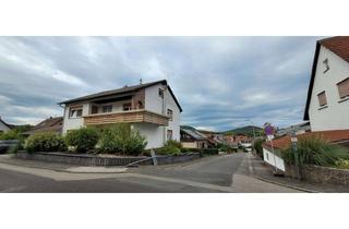 Haus kaufen in 66851 Queidersbach, Zweifamilienhaus mit Doppelgarage auf Eigentumsgrundstück in Queidersbach
