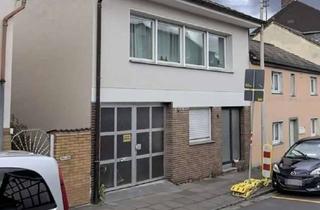 Haus mieten in Marktstraße 15, 53229 Beuel, Haus mit 4 Zimmern in Bonn-Beuel (Pützchen)