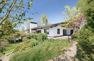 Einfamilienhaus kaufen in 82335 Berg, Landidyll mit Alpenblick: Domizil zur Neugestaltung in naturnaher Spitzenlage