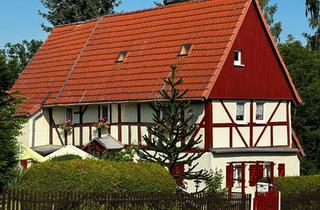 Haus kaufen in 04746 Hartha, Historisches Fachwerkhaus mit Scheune u. Garage auf 680m² Grundstück Voll erschlossen