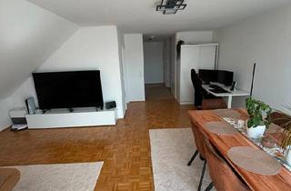Wohnung kaufen in 34260 Kaufungen, Kaufungen - 2-Zimmer-Dachgeschosswohnung mit Garage in Kfg. (provisionsfrei)