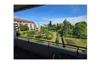 Wohnung kaufen in Lessingstr. 37B, 76135 Karlsruhe, Karlsruhe - Frei! 2Zi Weststadt-Juwel Effizienz C: Fernwärme, Riesen-Balkon, Stellplatz, Möbliert