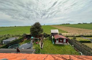 Wohnung kaufen in 67308 Albisheim, Albisheim (Pfrimm) - Helle 3-ZKB Garten, Balkon, ausgebautem Dachbereich, Feldrandlage
