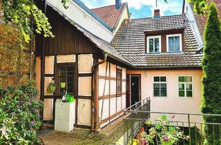 Haus kaufen in 97486 Königsberg, Königsberg - *SCHMUCKSTÜCK AM SALZMARKT* Modernes, helles Stadthaus mit Garten und Nebengebäude sucht neuen Eigentümer