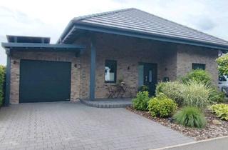 Haus kaufen in 26899 Rhede, Rhede (Ems) - Wasserimmobilie in Südlage mit eigenem Bootsanleger