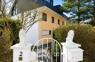 Doppelhaushälfte kaufen in 90556 Cadolzburg, Cadolzburg - Exklusive Split-Level-Doppelhaushälfte mit Galerie, Kaminzimmer, Einliegerwohnung und Fernblick