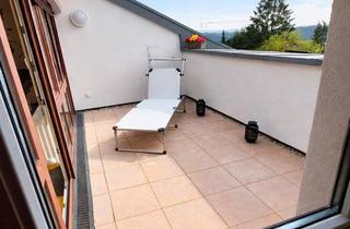 Wohnung kaufen in 73732 Esslingen, Esslingen am Neckar - 1,5 Zi-DG-Studio-Whg Esslingen gr.Dachterr. Villenlage Burgnähe
