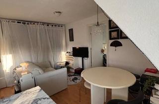 Wohnung kaufen in 22043 Hamburg, Hamburg - Lichtdurchflutete EW im Rotklinkerhaus mit Blick ins Grüne