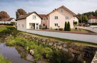 Haus kaufen in 94113 Tiefenbach, Tiefenbach - Zweifamilienhaus in Haselbach (Gemeinde Tiefenbach)