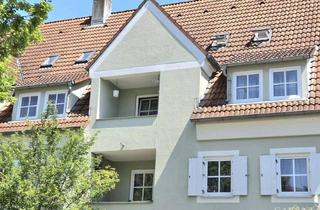 Wohnung kaufen in 93073 Neutraubling, Geräumige Eigentumswohnung mit ausgebautem Dachgeschoss und Tiefgaragenstellplatz in Neutraubling
