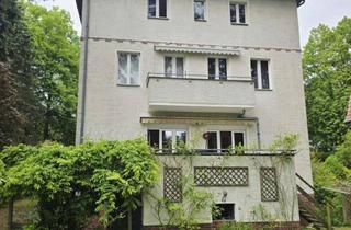 Wohnung kaufen in 13465 Frohnau, 4-Zimmer- Wohnung mit großem Balkon, Gartennutzung und Garage in Frohnau