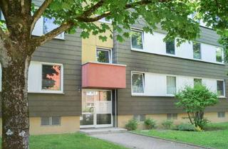 Wohnung kaufen in 24146 Elmschenhagen-Süd, Kapitalanlage in gepflegter Wohnanlage – vermietete 3-Zimmer-Wohnung mit Südbalkon