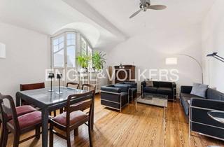 Wohnung kaufen in 60596 Sachsenhausen, Stilvolles Denkmalschutz-Juwel: Einzigartige Drei-Zimmer-Altbauwohnung im begehrten Malerviertel