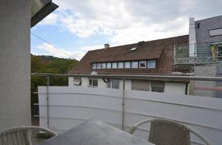 Wohnung kaufen in Klagenfurter Straße 34, 70469 Feuerbach, 2,5 Zimmer zentral in Stuttgart-Feuerbach am Kelterplatz