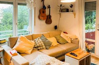 Wohnung mieten in Petrinistraße 22, 97080 Grombühl, Stilvolle, gepflegte 2-Zimmer-Hochparterre-Wohnung mit Balkon in Würzburg