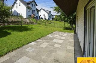 Wohnung mieten in 59909 Bestwig, Schickes Studio mit Terrasse und Garten