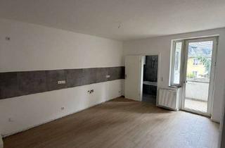 Wohnung mieten in Manteuffelstr., 45138 Südostviertel, Erstbezug nach Kernsanierung | 3 Zimmer | Große Wohnküche | Loggia | WG-geeignet