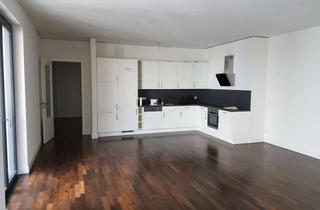 Wohnung mieten in Alte Schönhauser Straße, 10119 Mitte, sonnige 3-Zimmer Wohnung in zentraler Lage