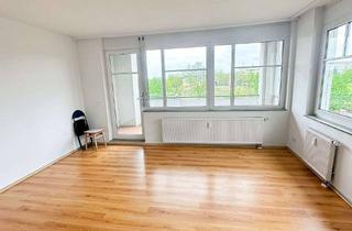Wohnung mieten in Richard-Wagner-Straße 41, 38820 Halberstadt, Helle Wohnung mit Balkon im 3. Stock in Halberstadt