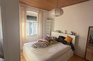 Wohnung mieten in 53225 Beuel, Altbau Wohnung sucht Zwischenmieterin zwischen August/Sept 2026 und Ende Juni 2027