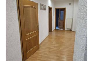 Wohnung mieten in 02625 Bautzen, Großzügige 4-Zimmer-Wohnung (ca. 130 m²) mit Kaminofen in zentraler Lage von Bautzen