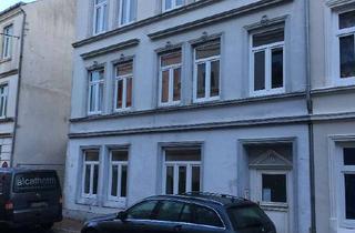 Wohnung mieten in Margarethenstraße, 24939 Neustadt, Schöne helle zwei Zimmer Wohnung im Dachgeschoss in Flensburg, Duburg, renoviert