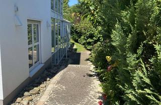 Wohnung mieten in Paradiesweg 21, 65779 Kelkheim, Einliegerwohnung mit 3-Zimmern in Kelkheim-Fischbach