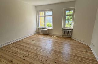 Wohnung mieten in Pionierstraße 17, 13583 Spandau, Erstbezug nach Komplettsanierung - 1,5 Zimmer in Berlin Spandau