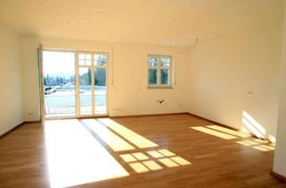 Wohnung mieten in 86381 Krumbach, Schöner Wohnen - 3-Zimmerwohnung mit XXL-Balkon