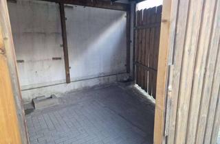 Garagen mieten in Düsseldorfer Str. 38, 45481 Saarn, Überdachter Motorradabstellplatz/Holzschuppen mitten in Saarn