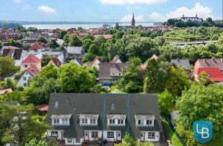 Haus kaufen in 24306 Plön, Junges Reihenmittelhaus in zentrumsnaher Lage