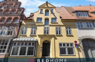 Haus kaufen in 21335 Lüneburg, 400 Jahre Lüneburger Geschichte – Denkmalgeschütztes Dielenhaus im Herzen des Wasserviertels