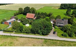 Bauernhaus kaufen in 45966 Gladbeck, Bauernhof im grünen und doch Zentral / 2 Häuser, Stall, Scheune, Doppelgarage, Bunker und Ackerland