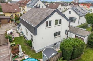Haus kaufen in 65824 Schwalbach am Taunus, Vielseitiges Raumwunder in Alt-Schwalbach