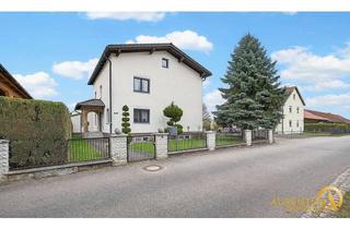 Einfamilienhaus kaufen in 93098 Mintraching, Großzügiges Einfamilienhaus mit Halle, Pool und Traumgrundstück in ruhiger Lage von Mintraching
