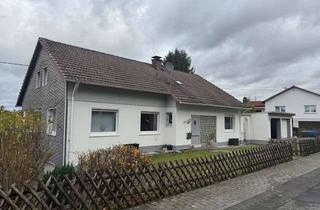 Haus kaufen in 57234 Wilnsdorf, Wilnsdorf OT Niederdielfen, großzügiges 2 Familienhaus 110/70m² in sonniger Aussichtslage