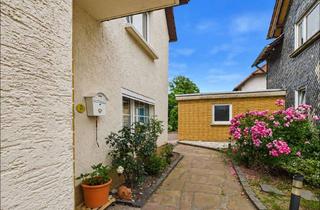 Einfamilienhaus kaufen in 63607 Wächtersbach, Einfamilienhaus in ruhiger Wohnlage mit Garage und Entwicklungspotenzial