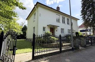 Villa kaufen in 30455 Badenstedt, Luxuriöse Stadtvilla mit 305 m² Wohnfläche, großem Garten & hochwertiger Ausstattung I bezugsfertig